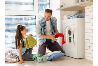 10 patarimų, padėsiančių sutaupyti pinigų ir būti ekologiškesniems skalbiant